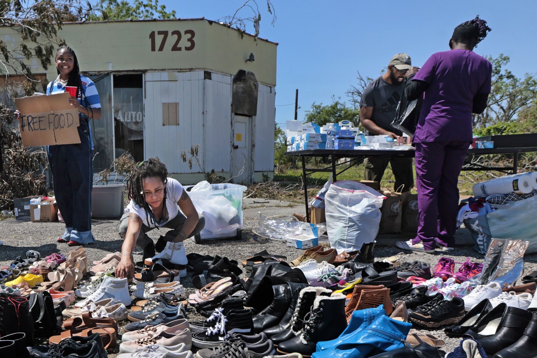 Pop-up donation on the old Auto Lot